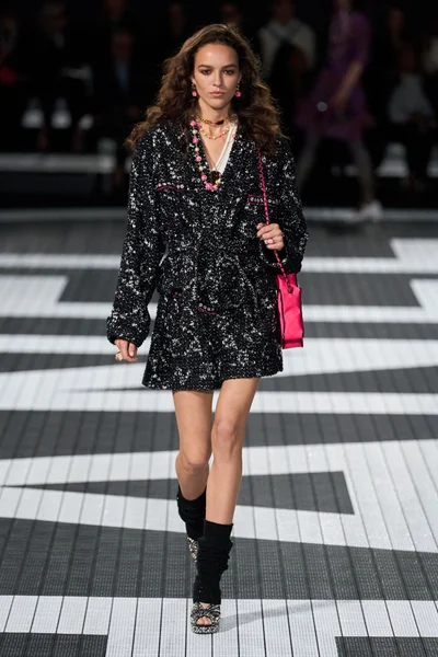 Look 39